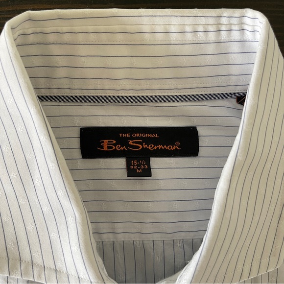 Ben Sherman White Pin Striped Button Down Shirt EUC Medium - Picture 5 of 5